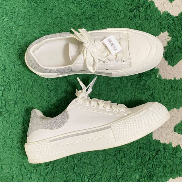 44码 Alexander McQueen/麦昆  板鞋/95新+/XG-X4040