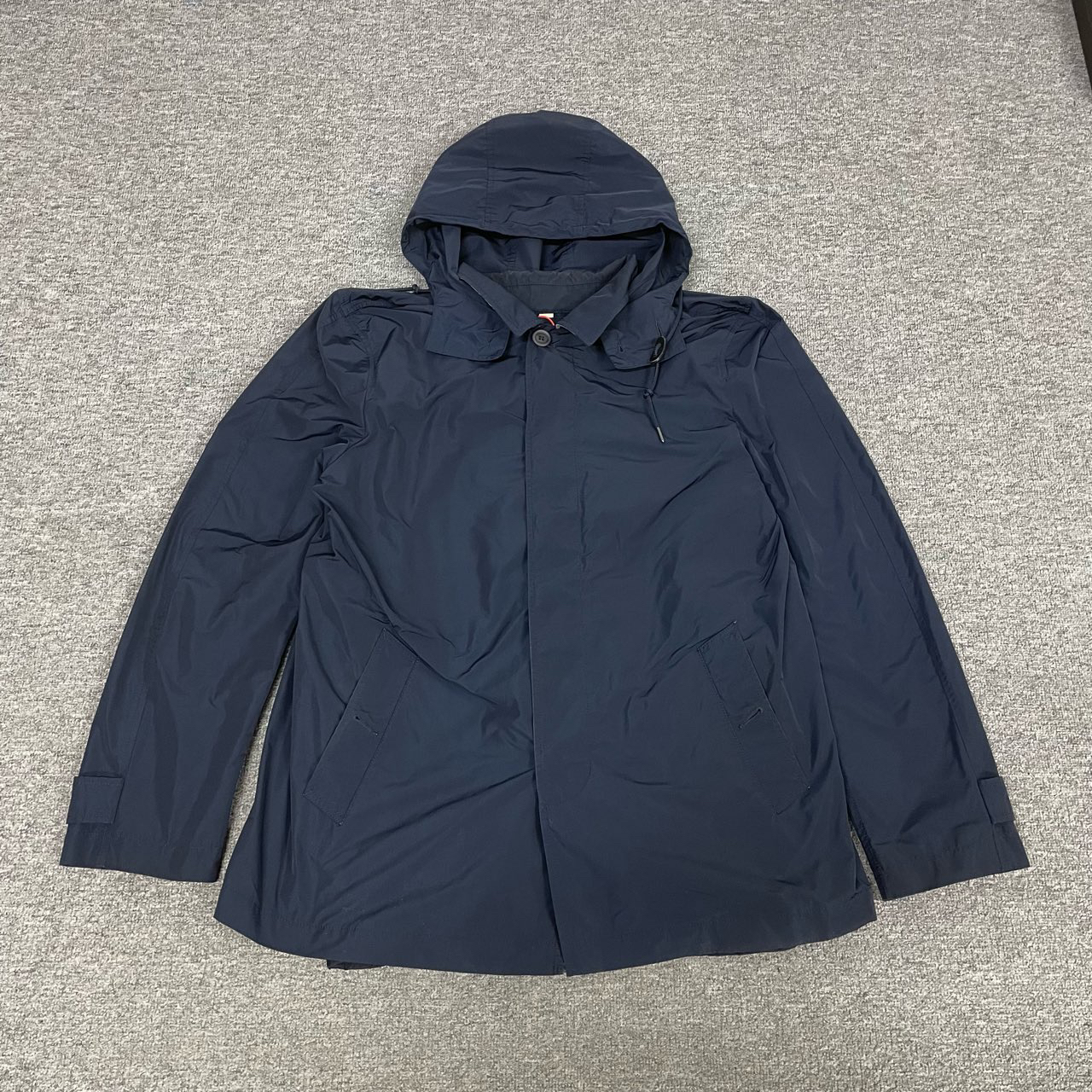 Burberry  防水 二合一 格纹内里 风衣 内胆可拆卸 99新 XL码