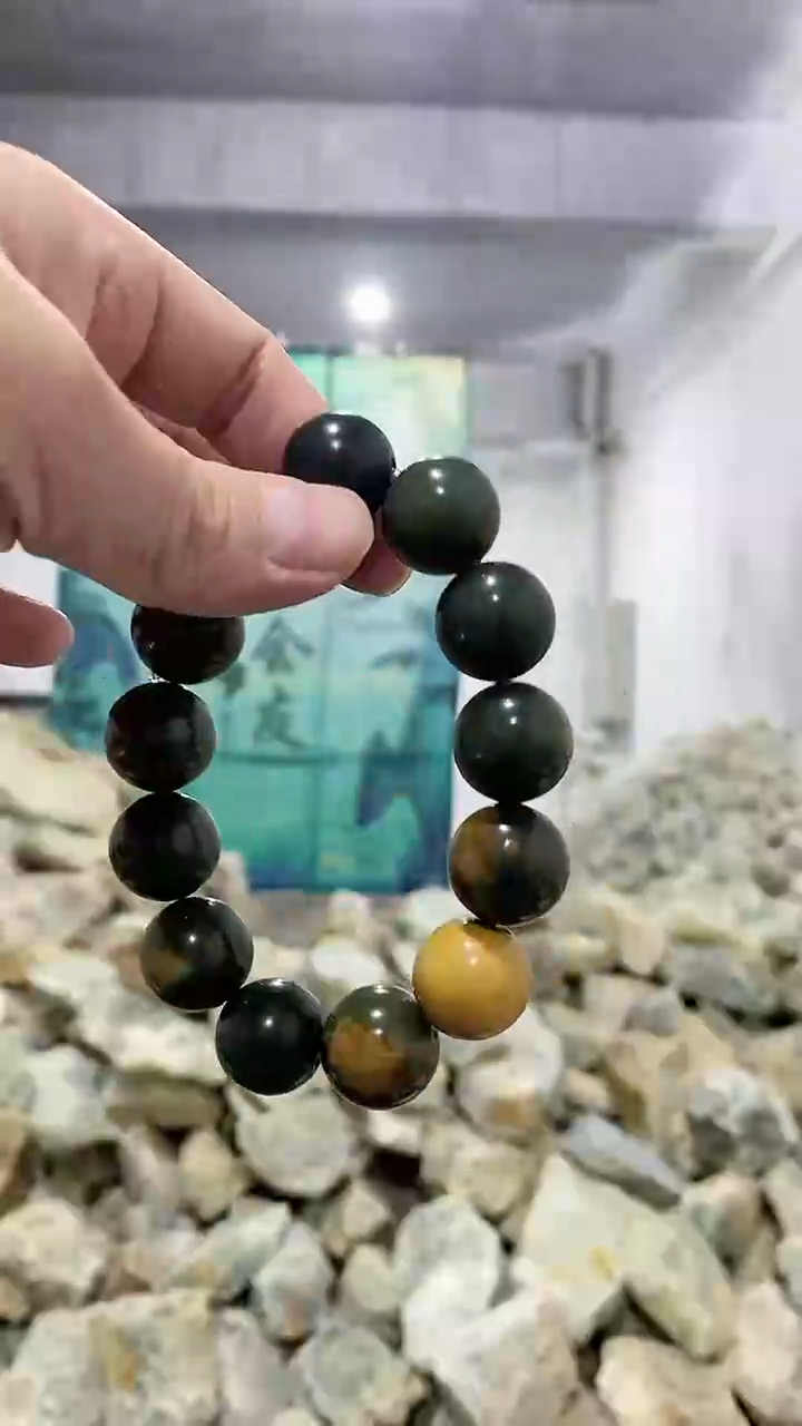 【闪购商品】透闪石质玉手链未镶嵌手串