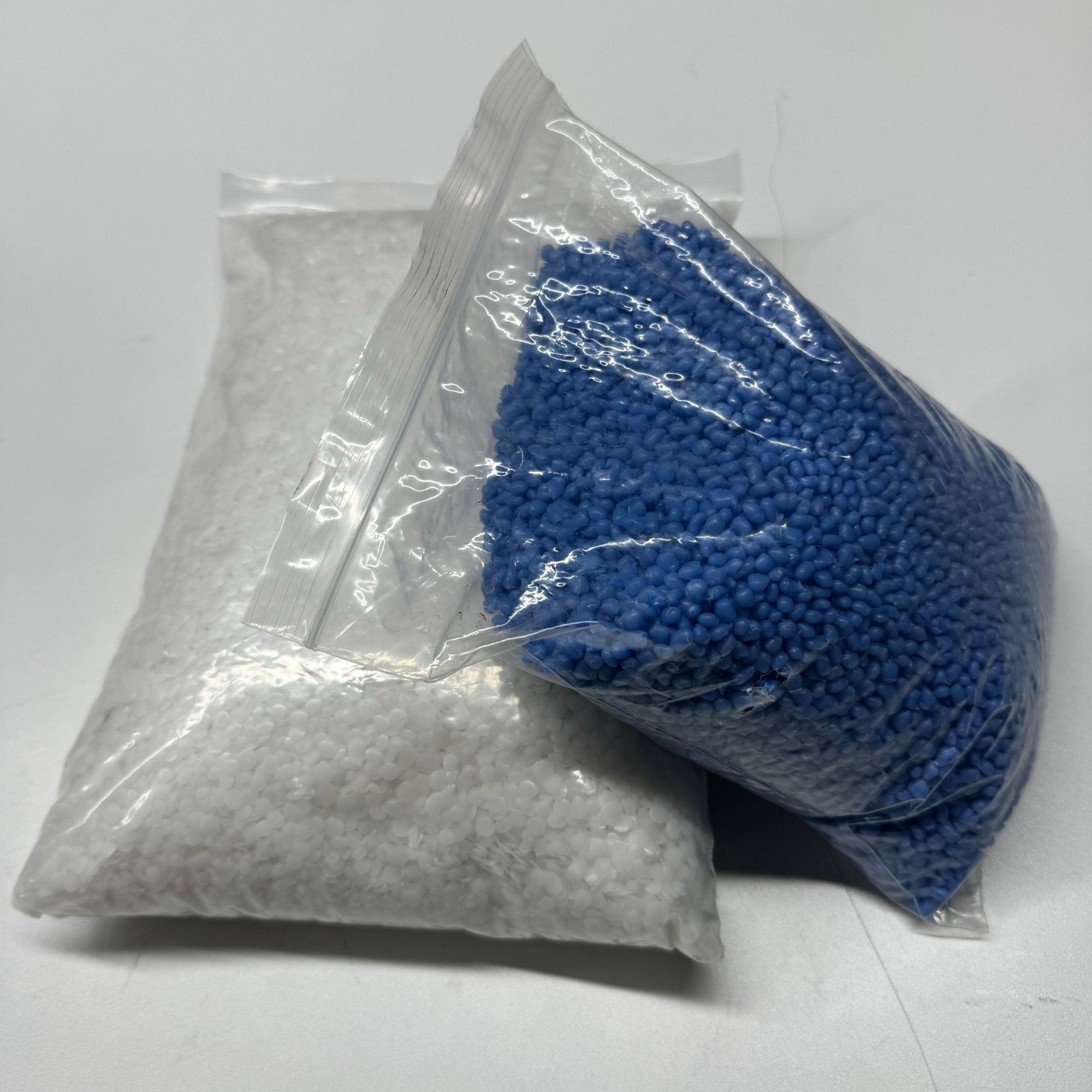 热销PUR热熔胶专用清胶粒蓝色石蜡清洁颗粒除胶PUR封边胶锅清洗剂