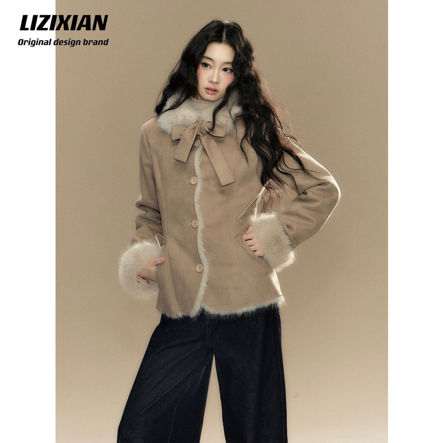  LIZIXIAN李梓仙原创设计蝴蝶结撞色皮毛一体短款法式外套