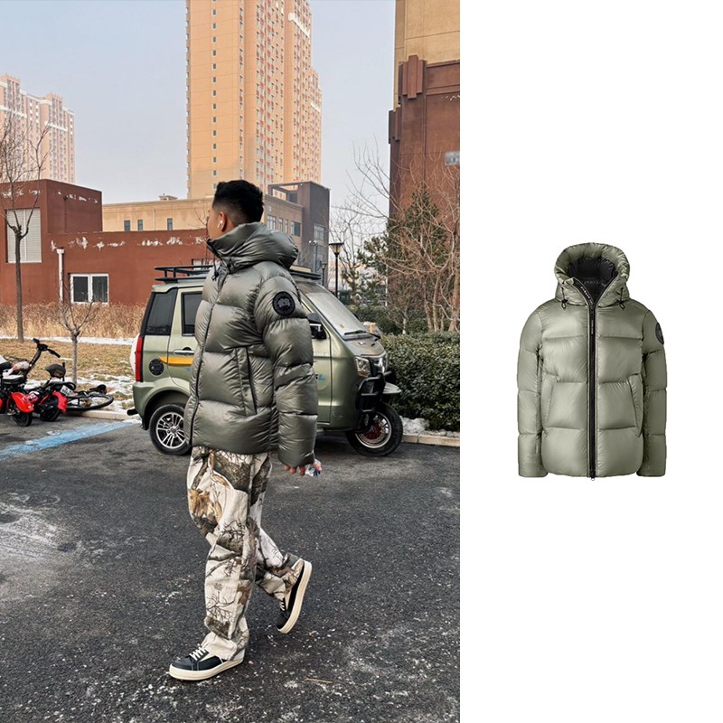 全新未使用  CANADA GOOSE 灰绿色黑标轻量羽绒服Crofton