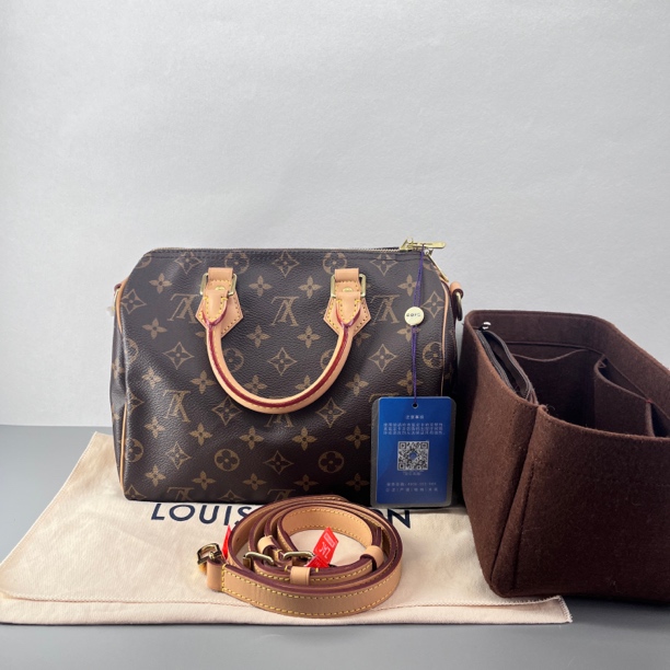 99新 奢小二 琅迪 Lv speedy 25老花肩带款 公价14400 lves560