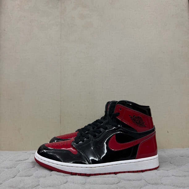95新 AIR JORDAN 42码/aj1黑红漆皮/无原盒/95新