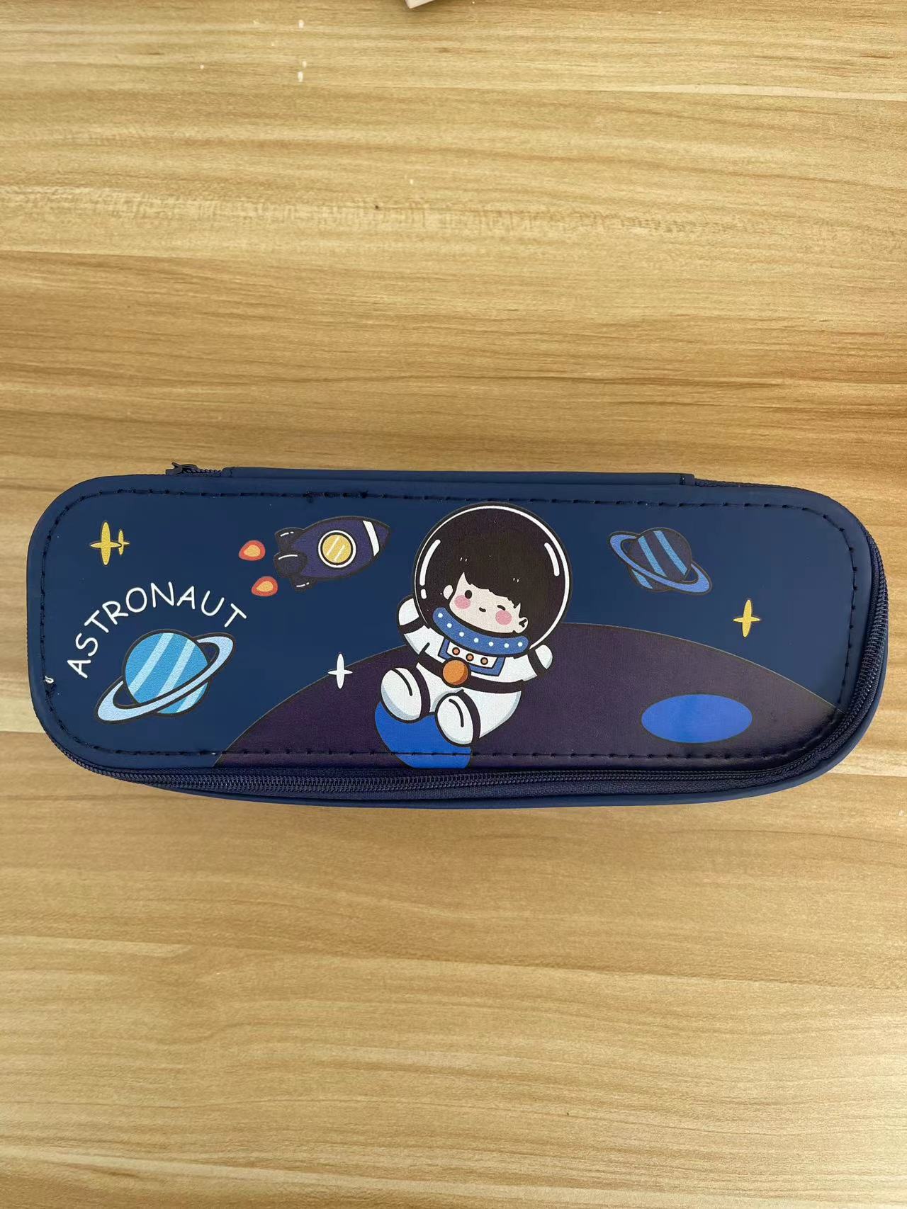 儿童文具盒