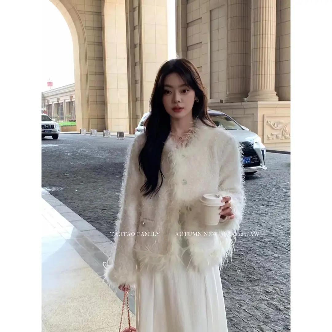 富家千金小香风羽毛流苏外套女秋冬新款气质名媛轻奢加棉加厚上衣