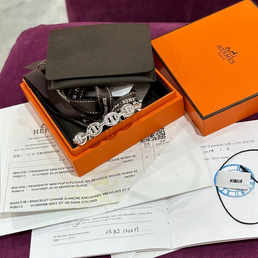 全新未使用 Hermes/爱马仕 2410120 ST中号 925银猪鼻子手镯 24.1
