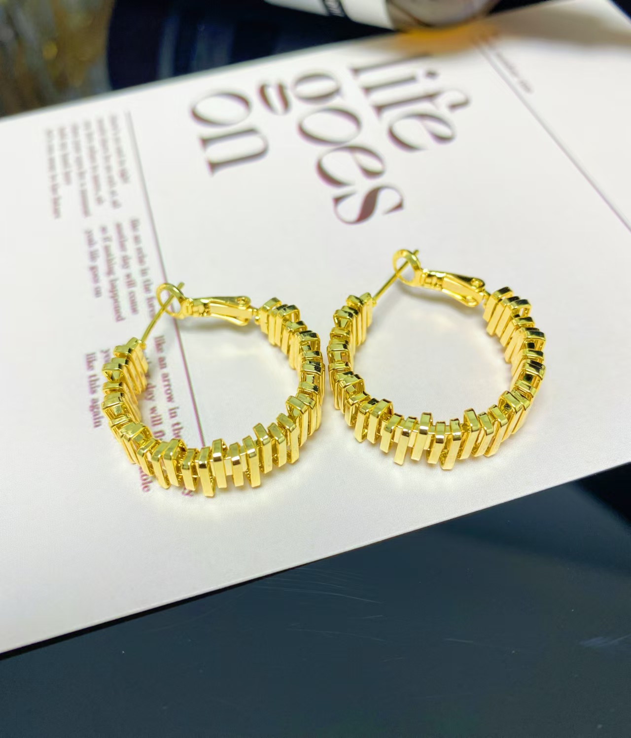 铜合金耳饰 a533复古欧美个性不规则线条感百搭平替好物耳饰