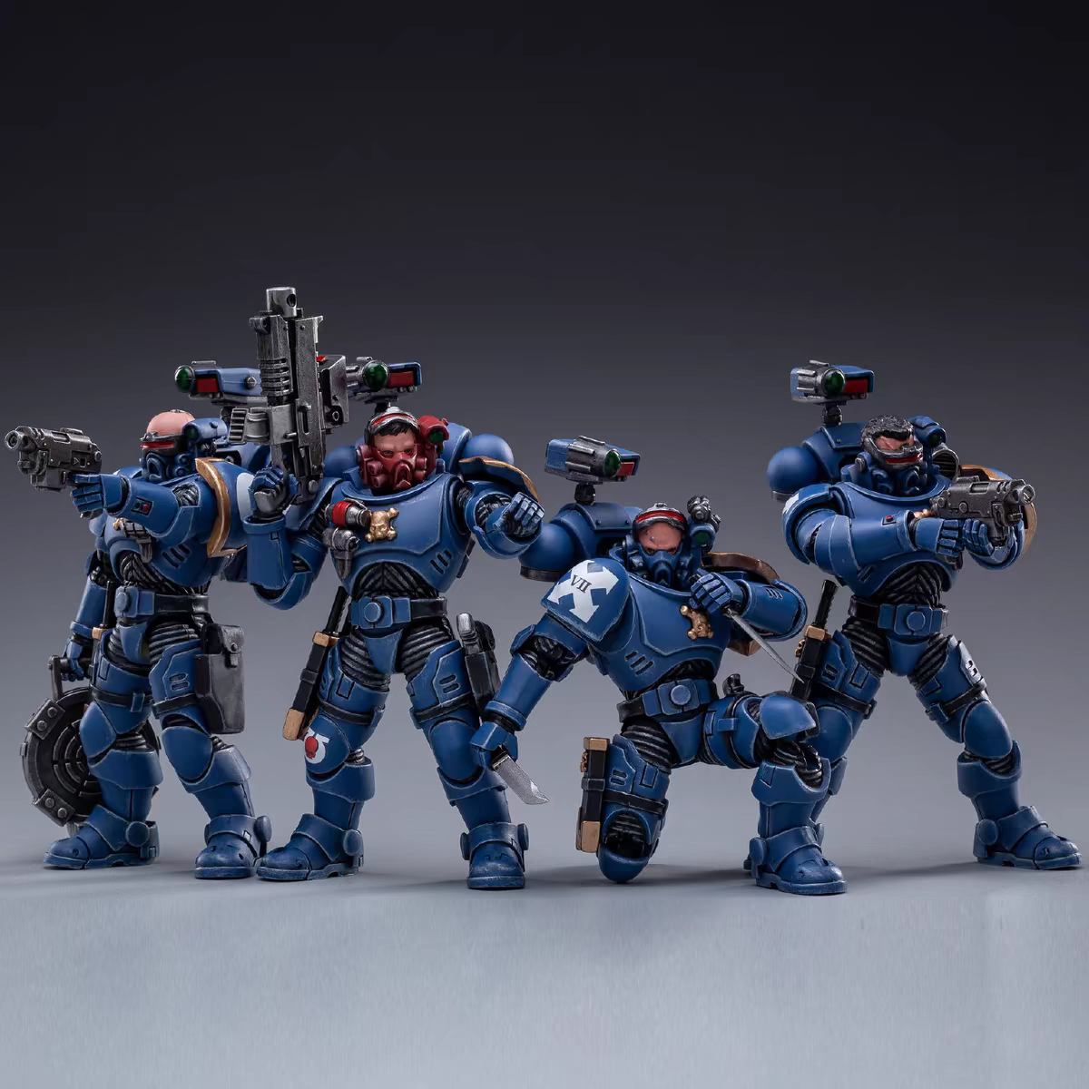 战锤40K极限战士入侵者渗透者星际战士1/18可动兵人成品模型
