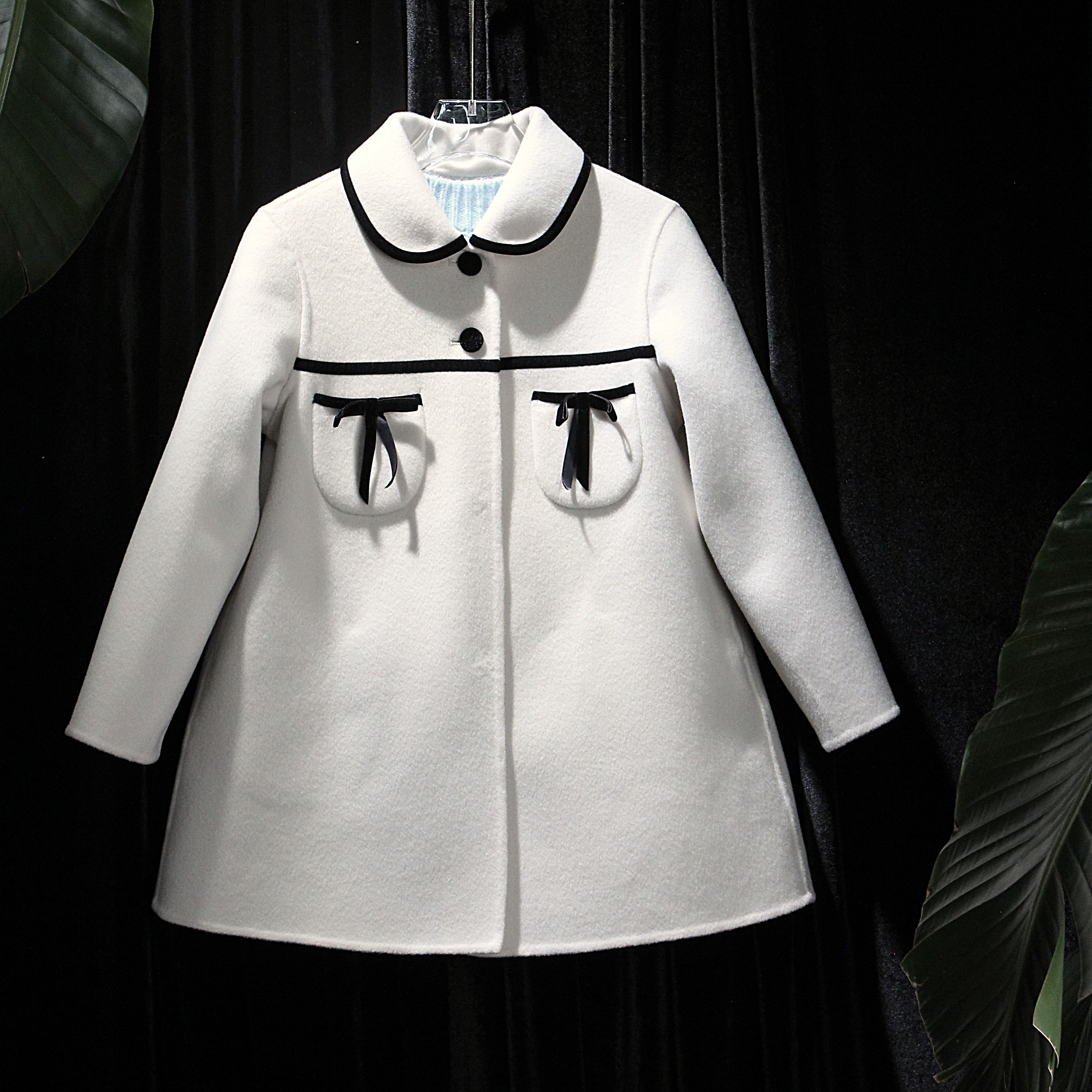 米白色撞色蝴蝶结可爱风童装双面绵羊毛大衣时尚T230133