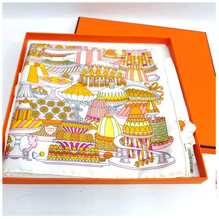 99新 Hermes/爱马仕  安洁利严选丝巾/QK0056413