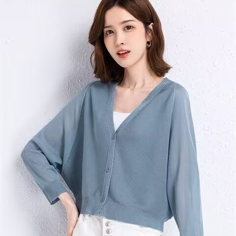 桑蚕丝蝙蝠衫夏季薄外套女2024新款防晒开衫配吊带冰丝针织衫上衣