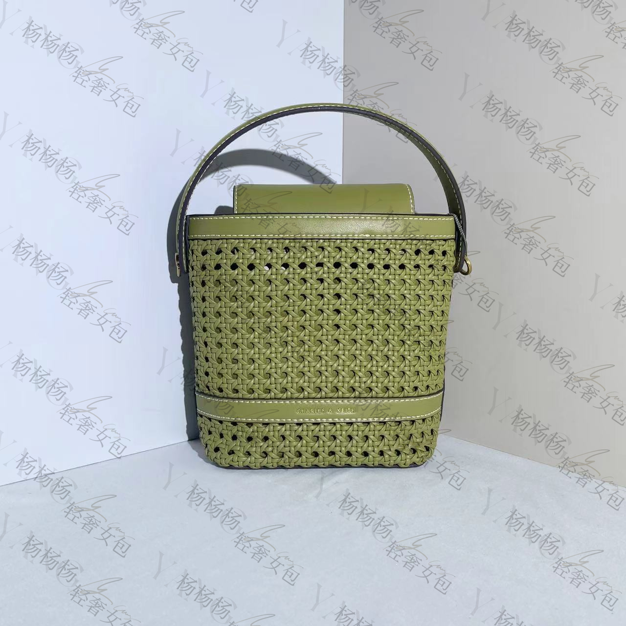 CHARLES&KEITH 10840469牛油果色M女士手提单肩包-杨灬