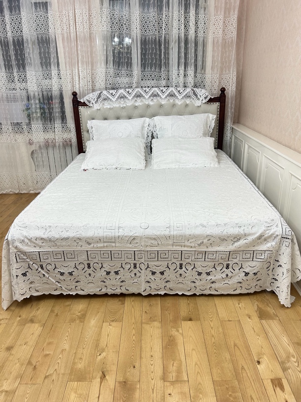 NAJIYA-36欧式白色床盖五件套（床罩250*270，50*70两片，70*70两片