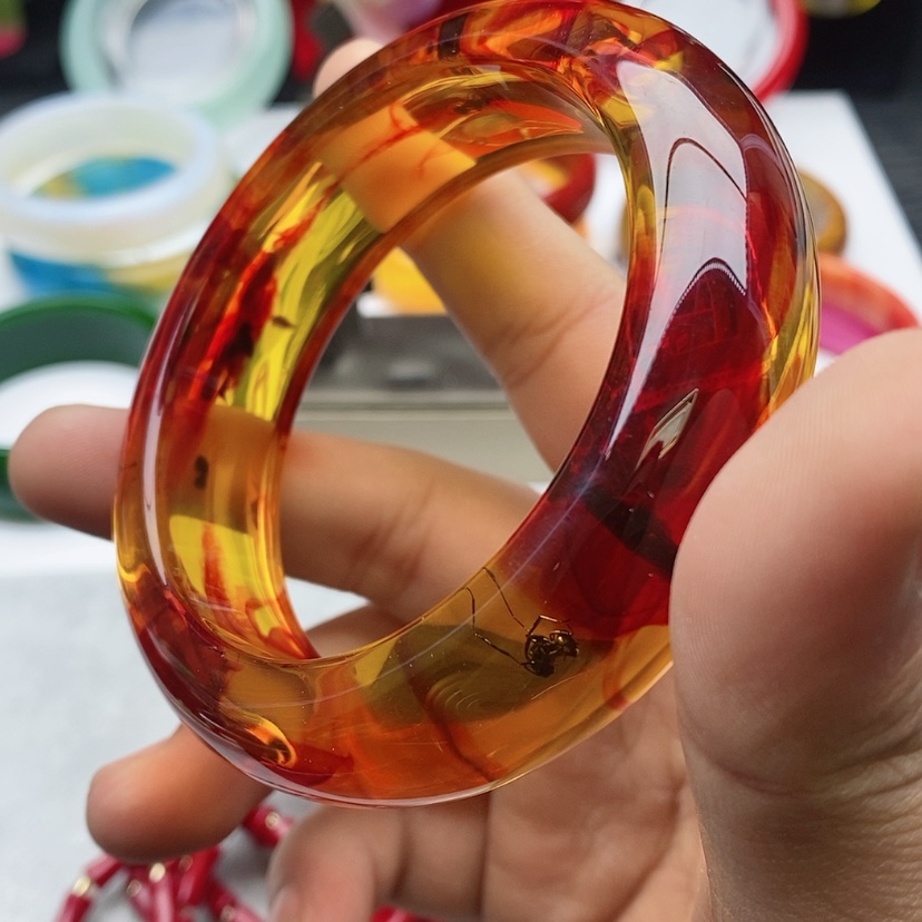 【闪购商品】虫珀手镯未镶嵌