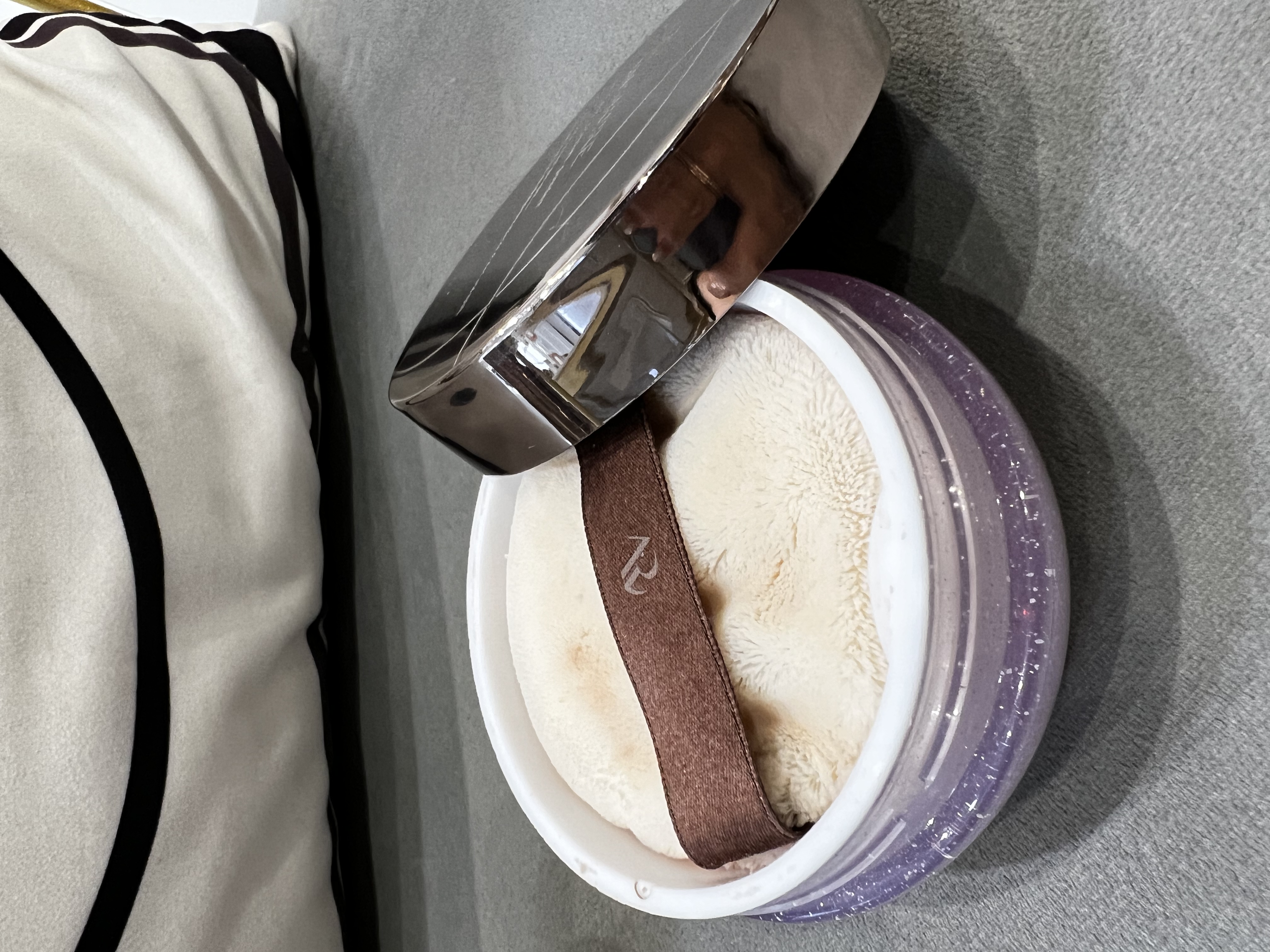 小玛天使光感亮颜蜜粉