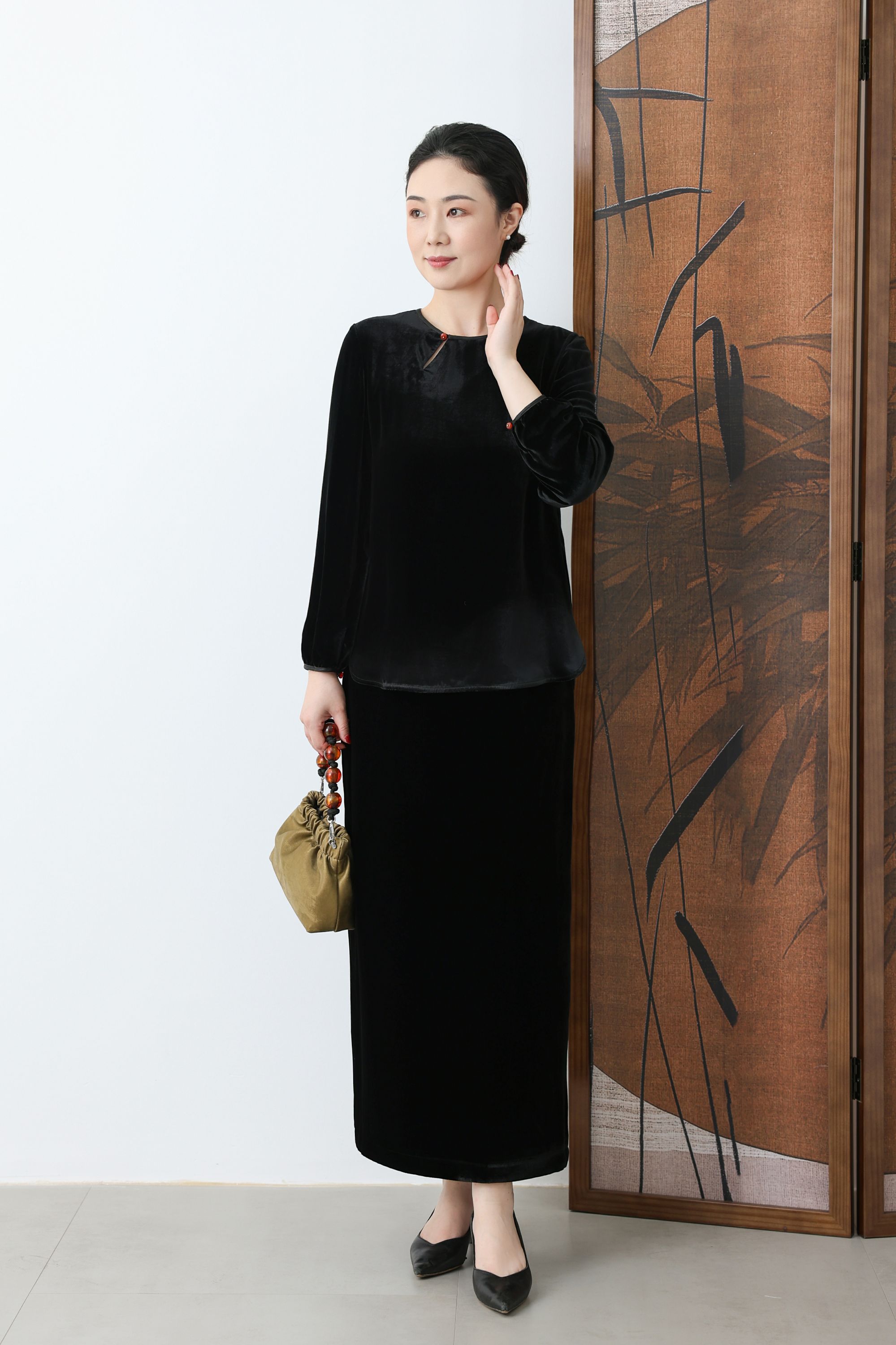 【京华苏艺】2024新款秋装高定香云纱时尚百搭私定丝绒上衣-68511