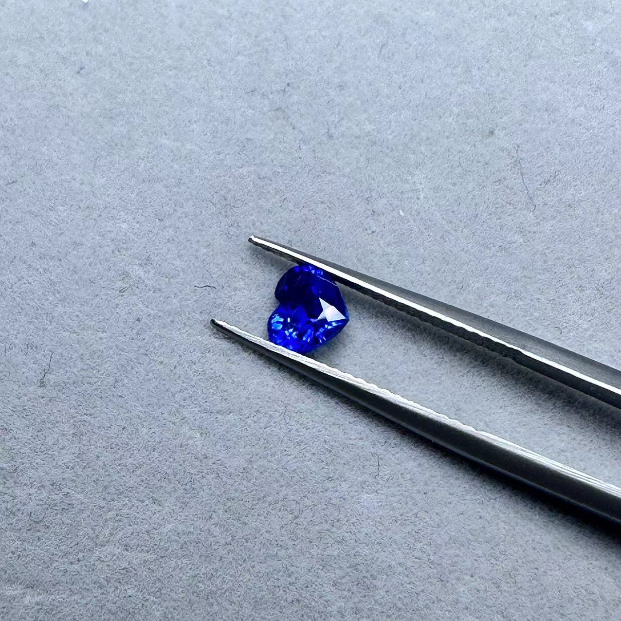 3126-bs38/皇家蓝蓝宝石/心形/1.02ct
