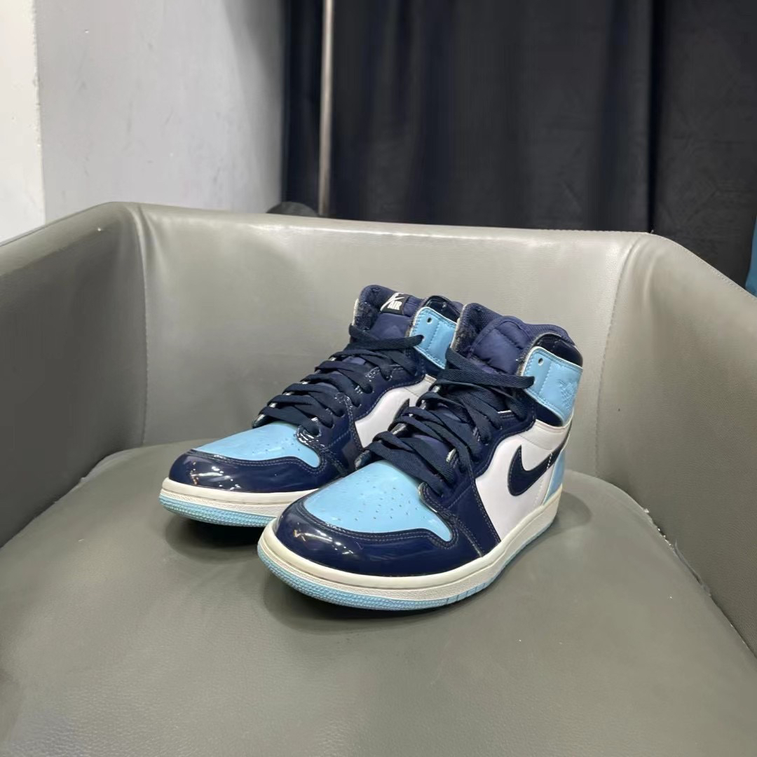 40.5码AJ1漆皮北卡蓝之前1599现在999