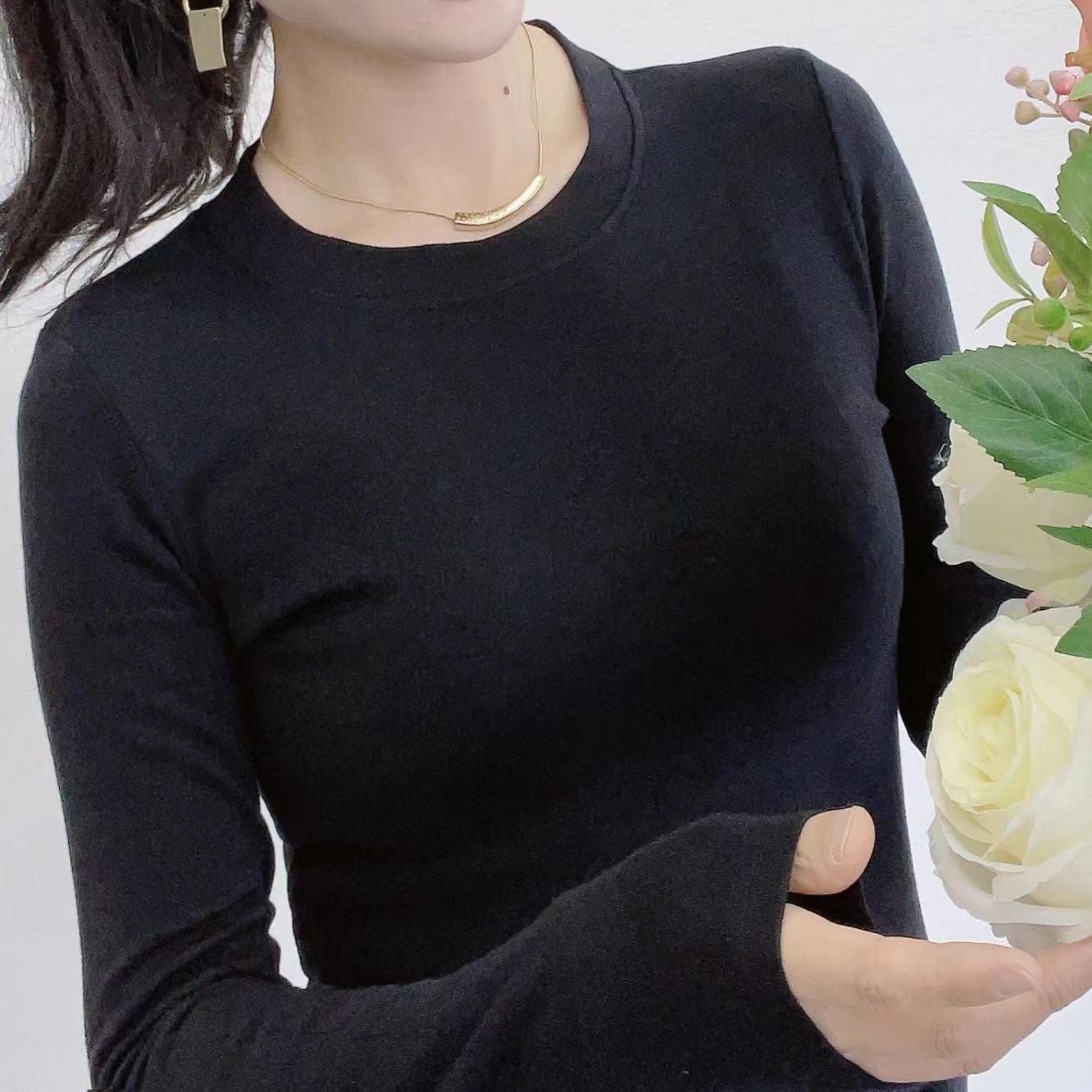 爱舞精选 圆领长袖纯色打底衫 02361