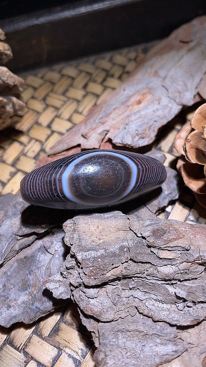 天然缠丝玛瑙颈饰吊坠挂件