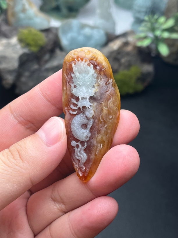 精品毛货翡翠龙牌