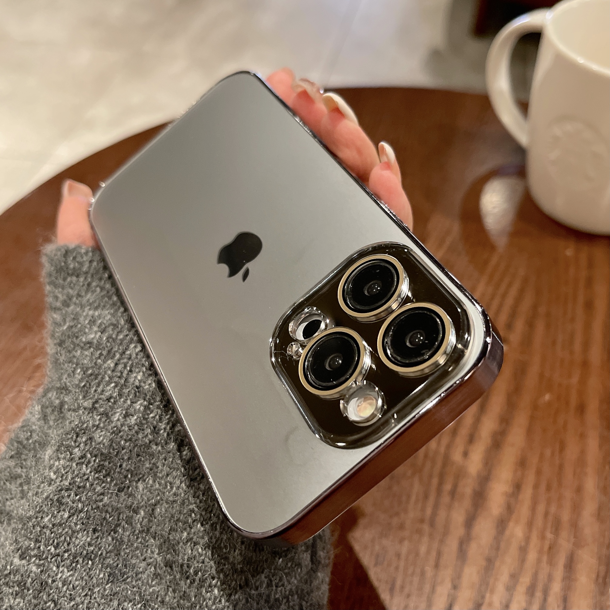 适用苹果16/15/13全包镜头膜iphone14promax简约电镀AG防摔手机壳