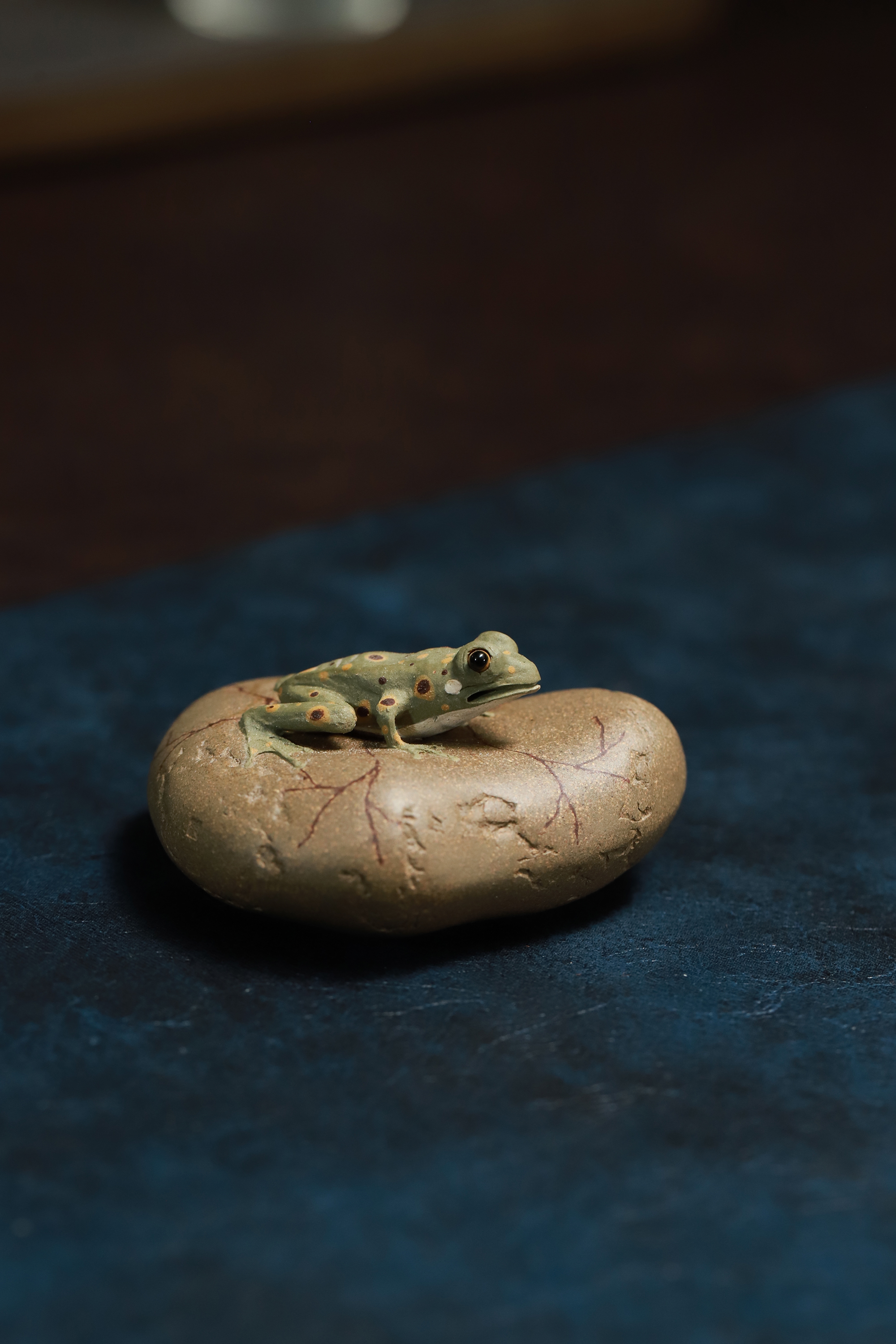 陈小云 制 • 石韵  宜兴紫砂 王亚军高徒 原矿青段泥