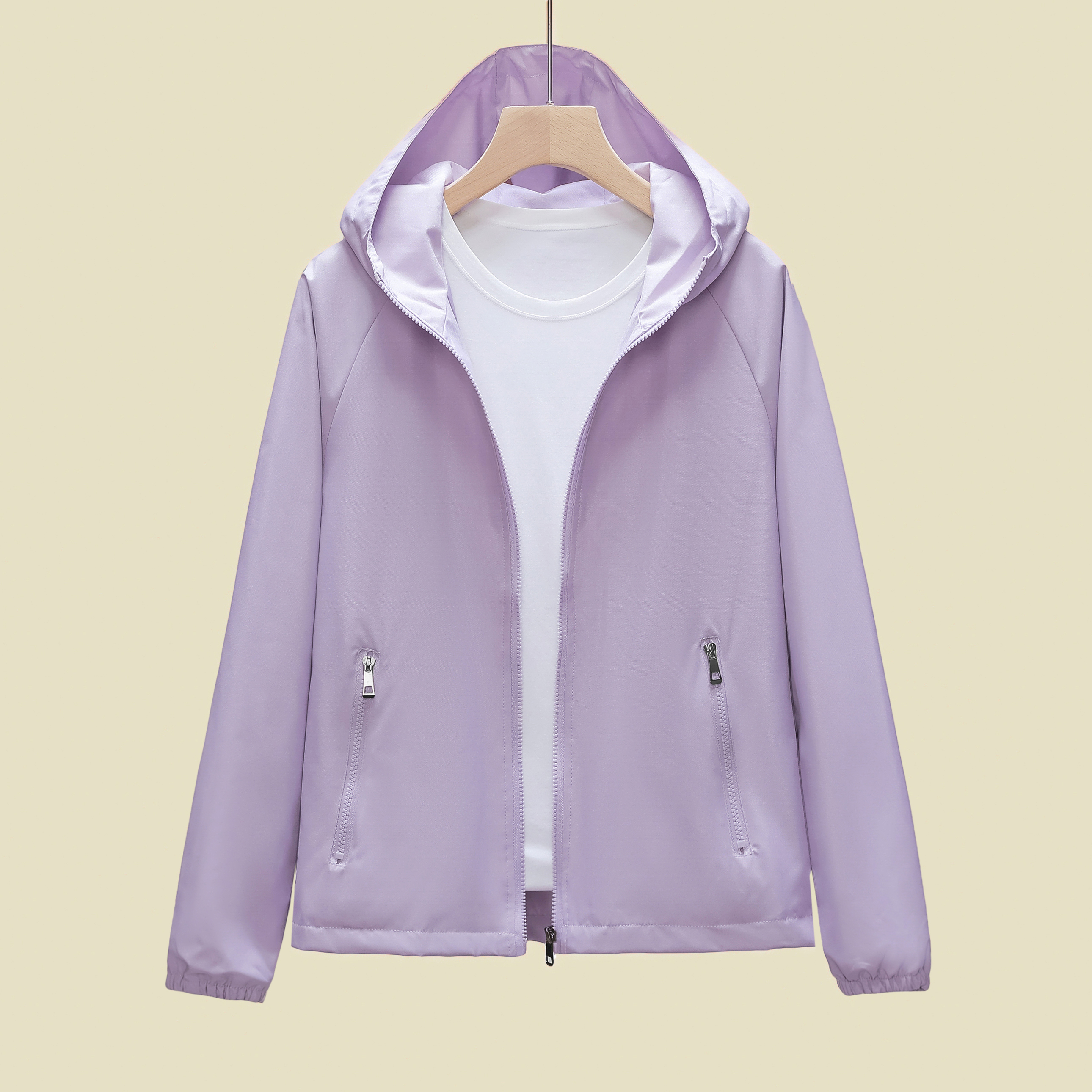 新款女士冲锋衣外套宽松大码潮流百搭女士连帽夹克透气秋季女外套