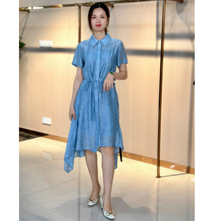 L·W/画而诗2023时尚休闲百搭气质收腰春夏超显瘦连衣裙LAJ65023