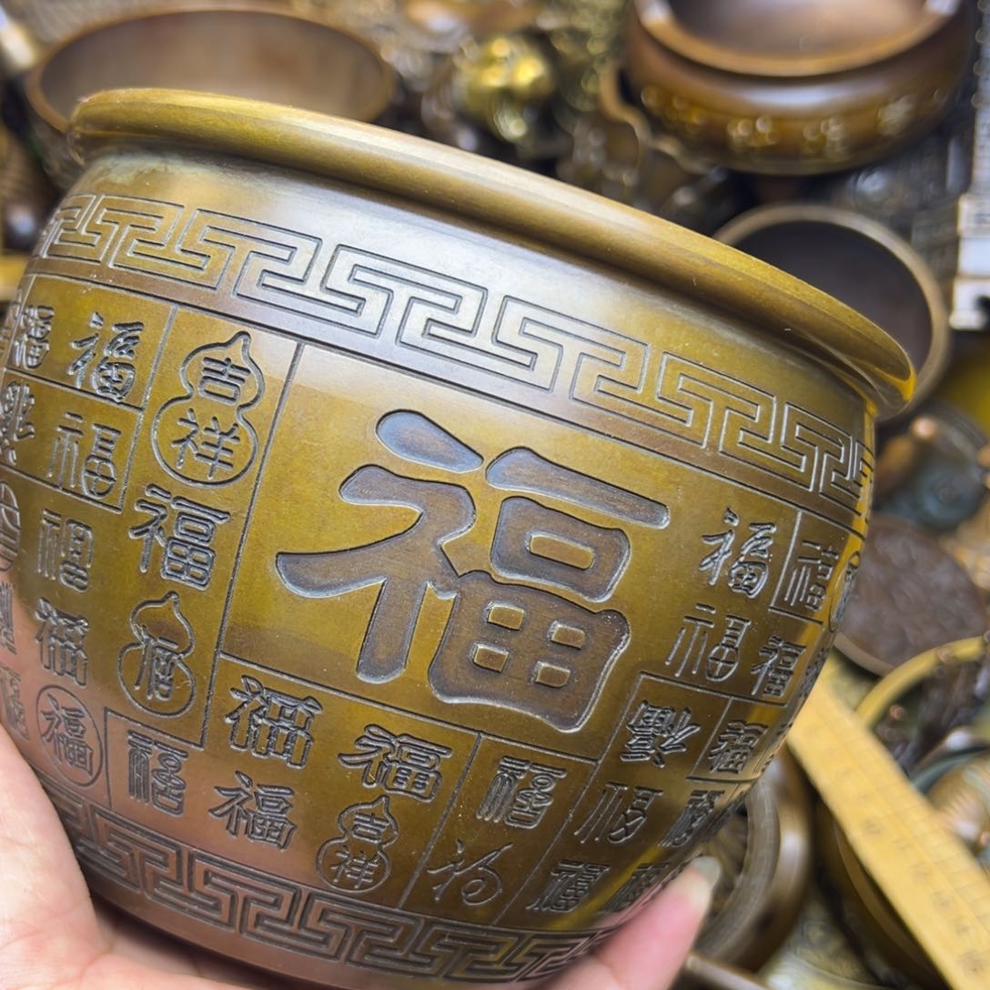 精美铜器办公摆件