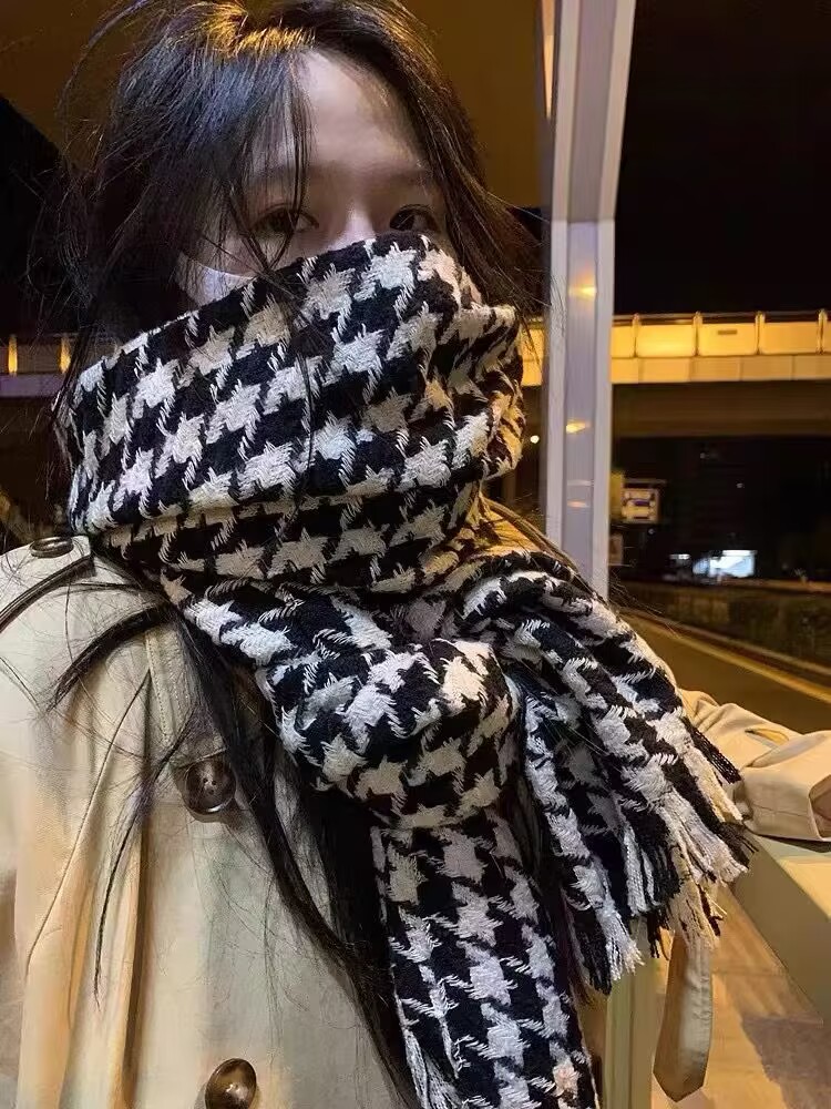 2025新款千鸟格围巾女冬季学生百搭羊绒针织披肩外搭情侣保暖围脖