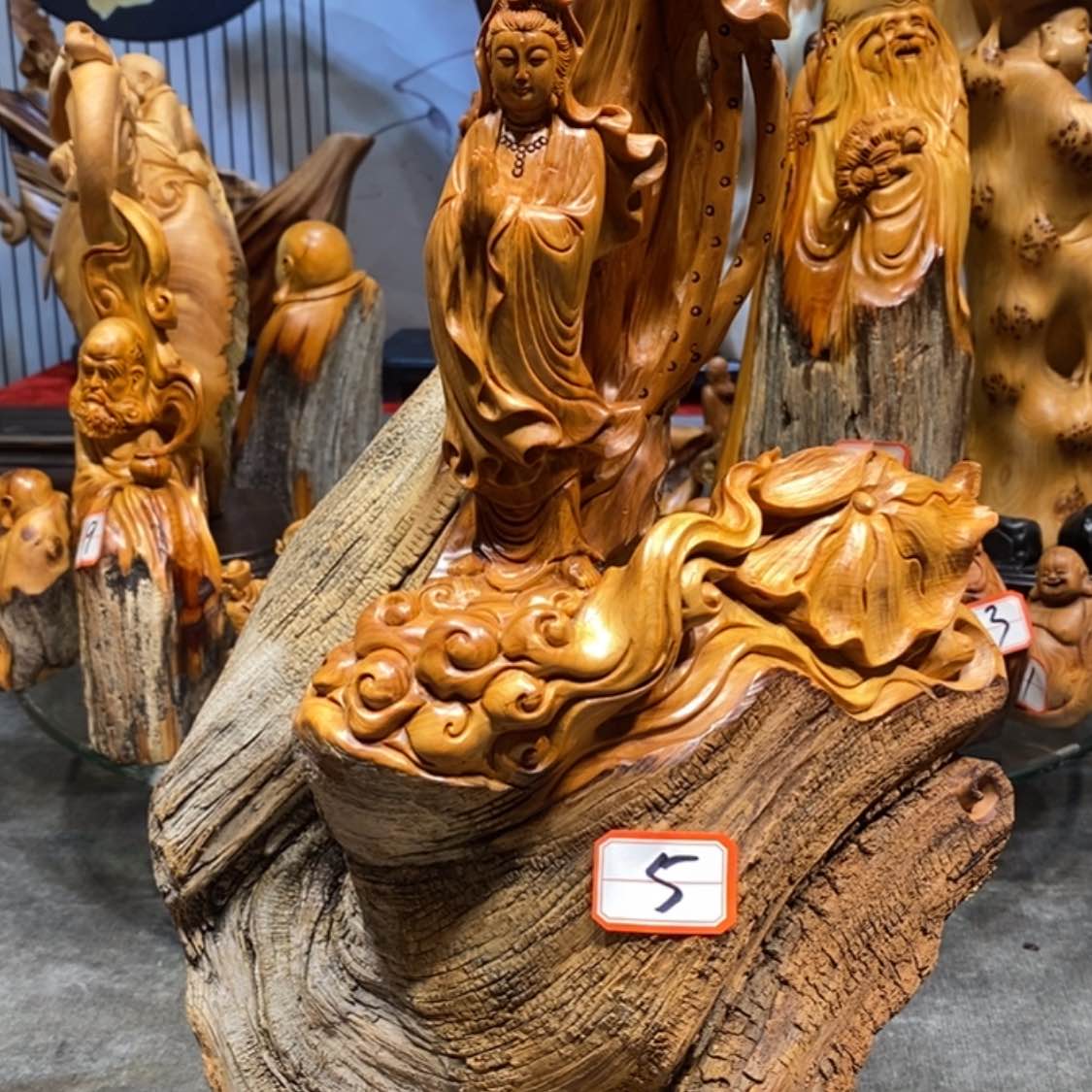 【闪购商品】崖柏根雕大*哥