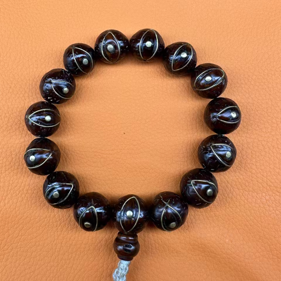 藏传卓玛严选 尼泊尔镶嵌凤眼手串 大年份藏区回流 品质很不错