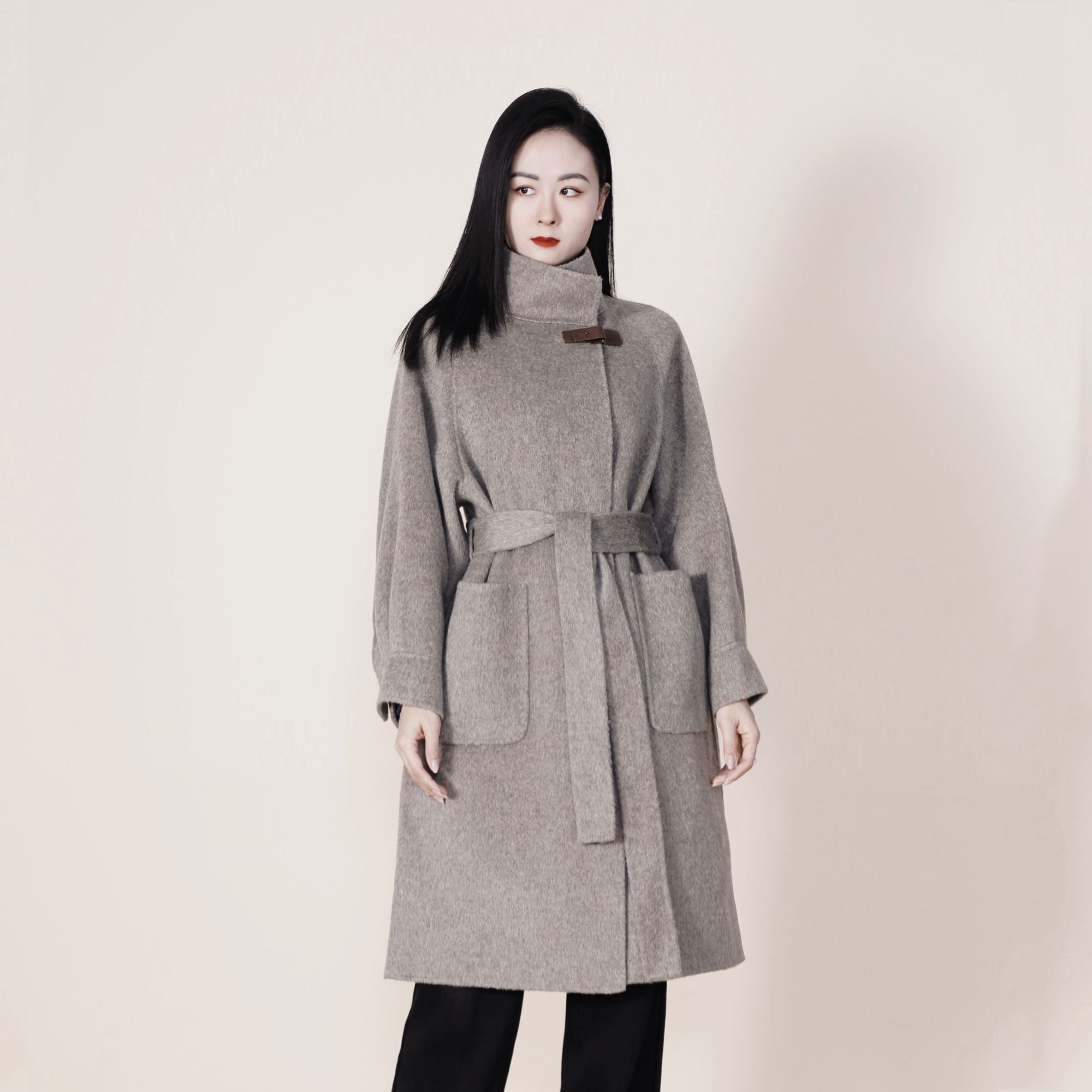 【新】911743008时尚设计师款女士羊毛呢中长款长毛双面羊毛大衣