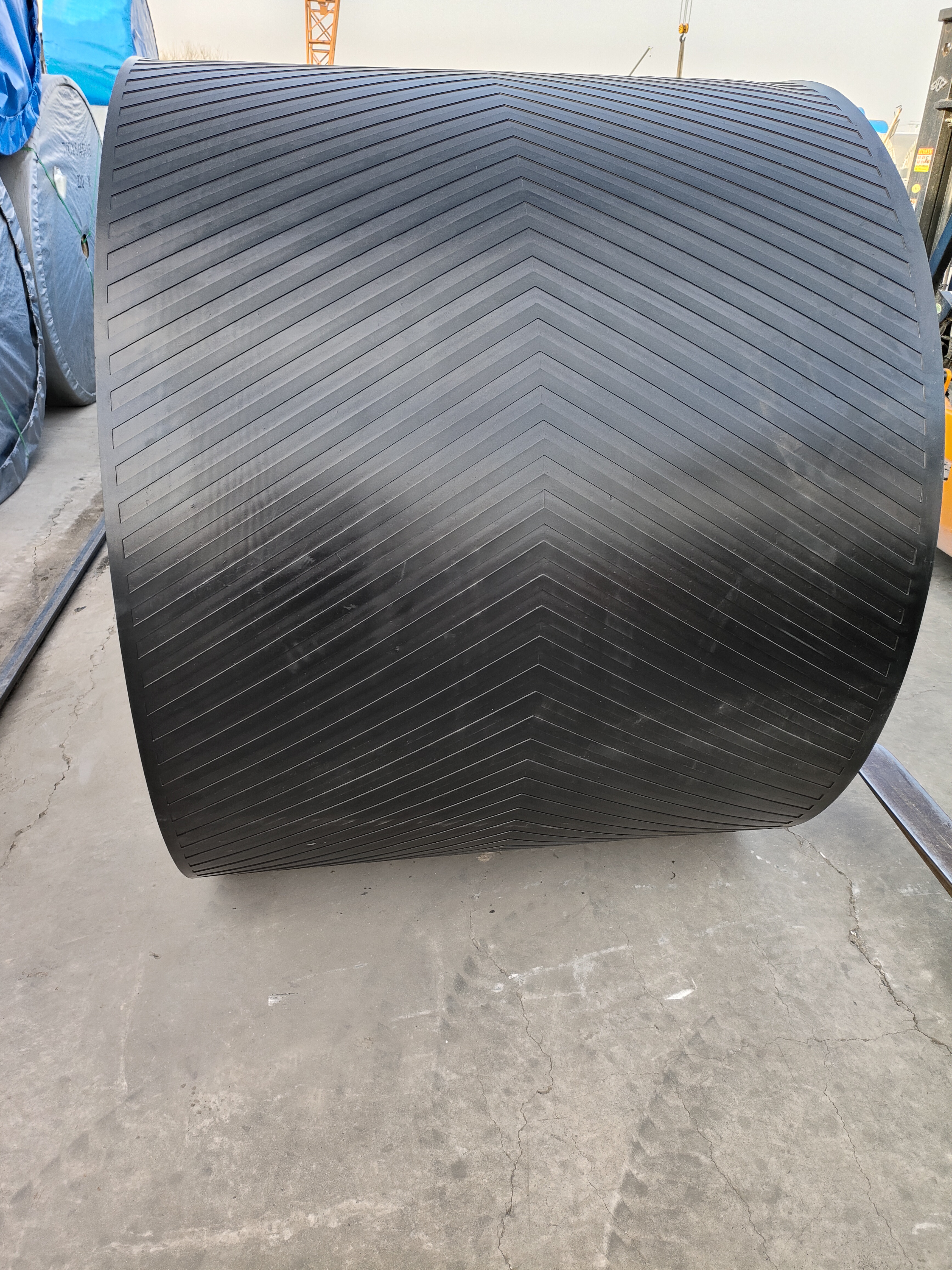 2米—3米宽人字防滑铺牛羊圈输送带