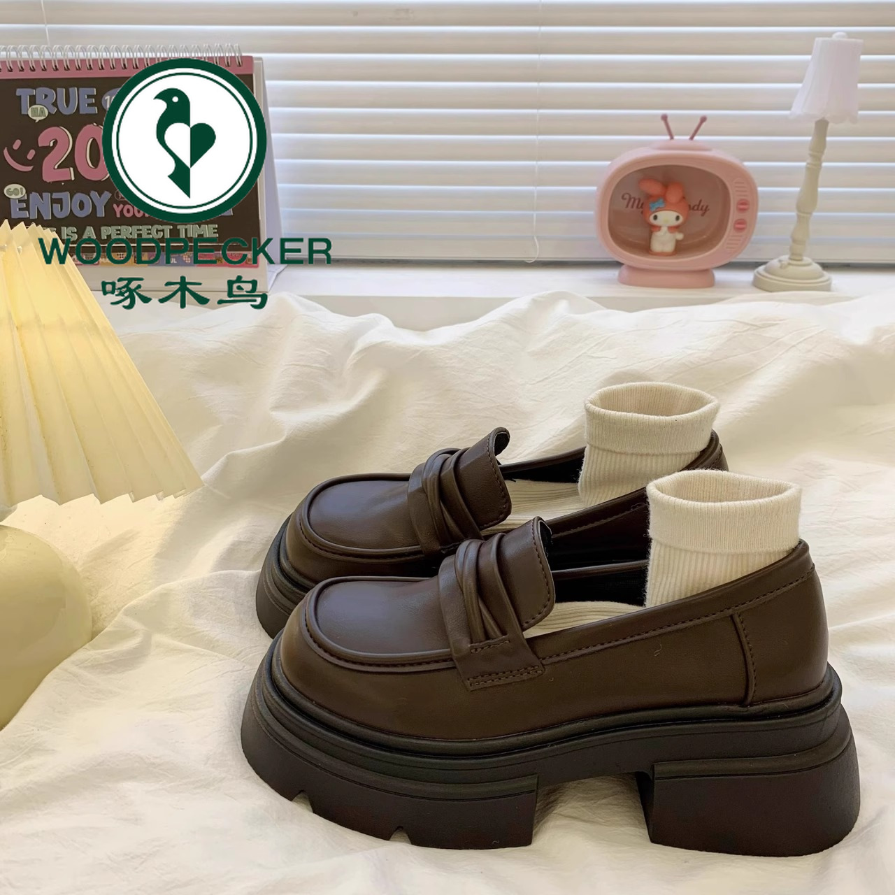 啄木鸟品牌英伦风厚底小皮鞋女2025春新款百搭jk单鞋松糕乐福鞋