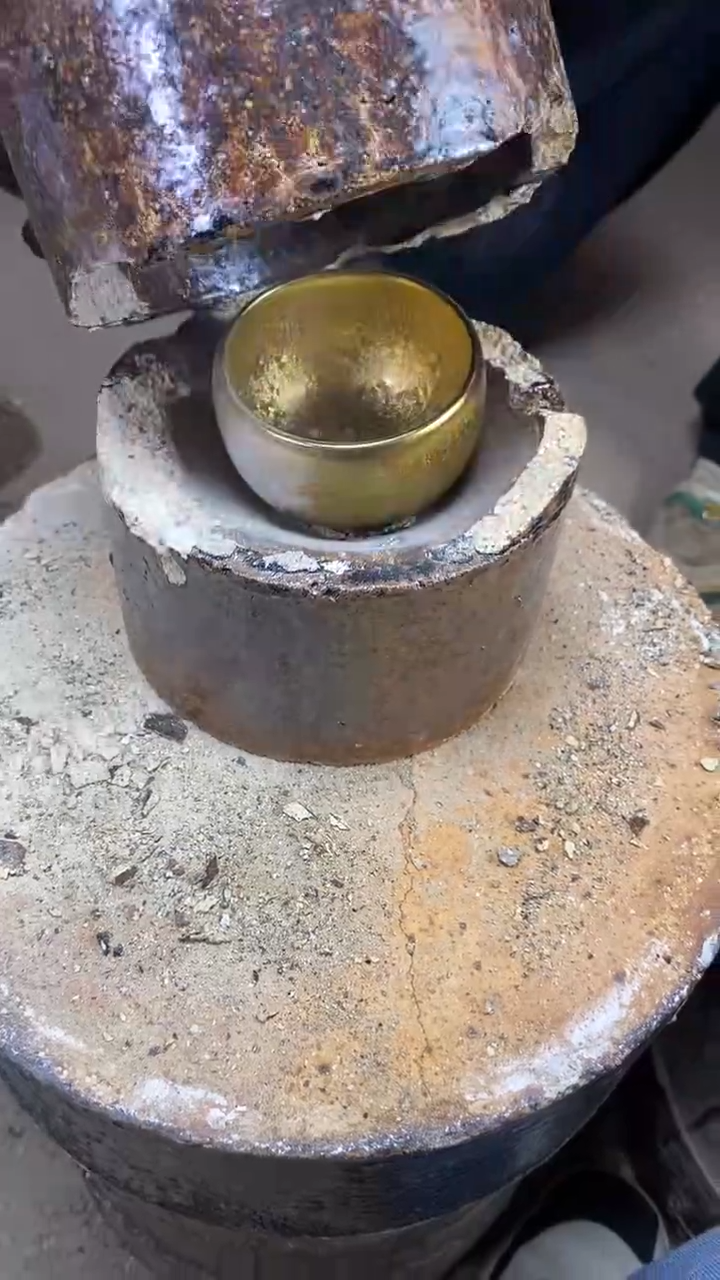 【闪购商品】陶瓷双面金盏 禅定（配礼盒证书）