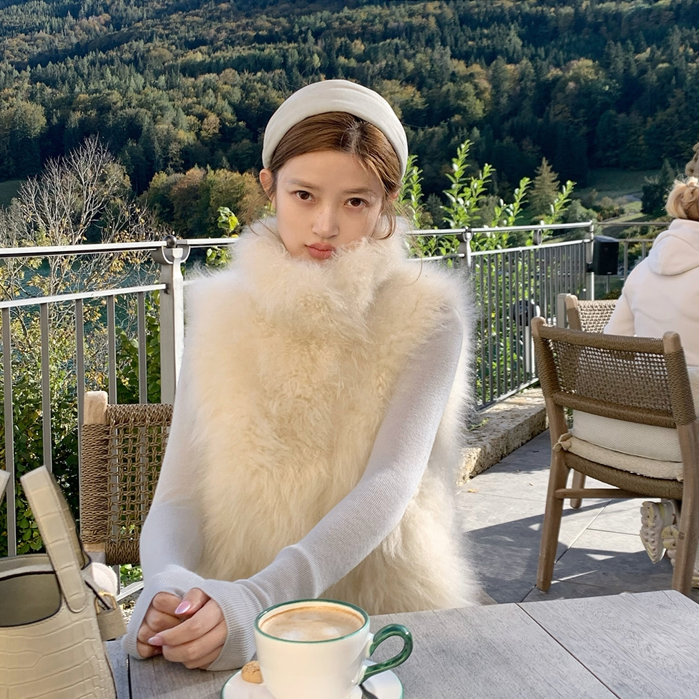 氛围感立体挺括落肩不挑身高百搭马甲环保狐狸毛仿皮草坎肩外套女