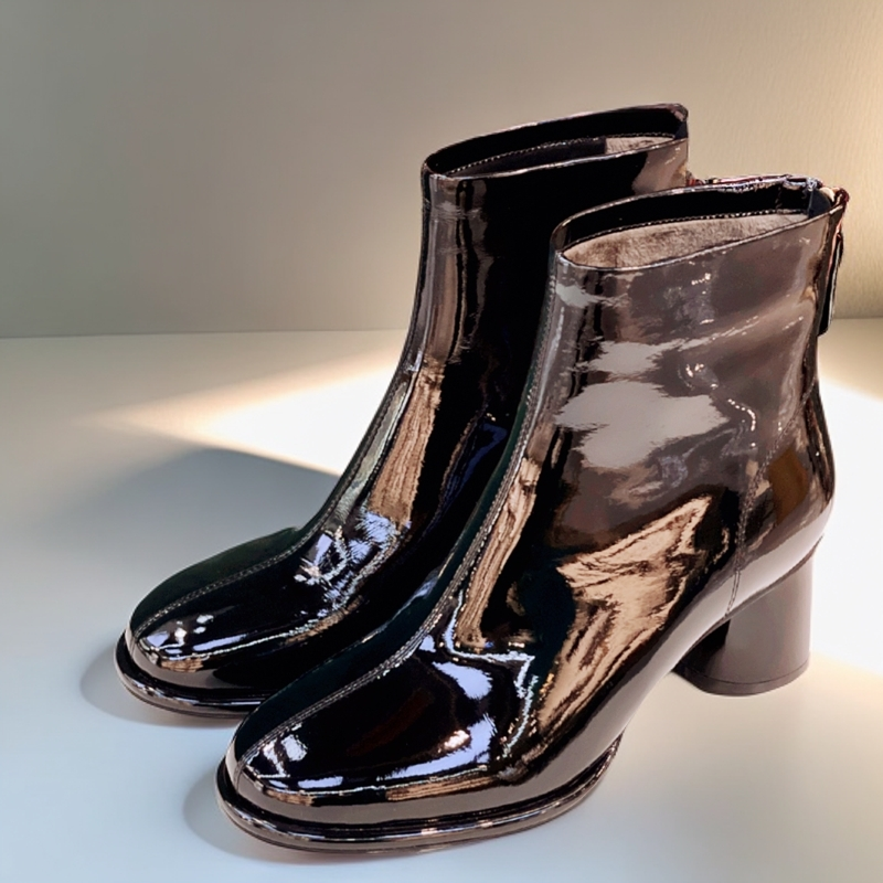 YUNANNA/雲安娜秋冬时尚粗跟圆头漆皮高跟真皮绒里时装靴子8805-1