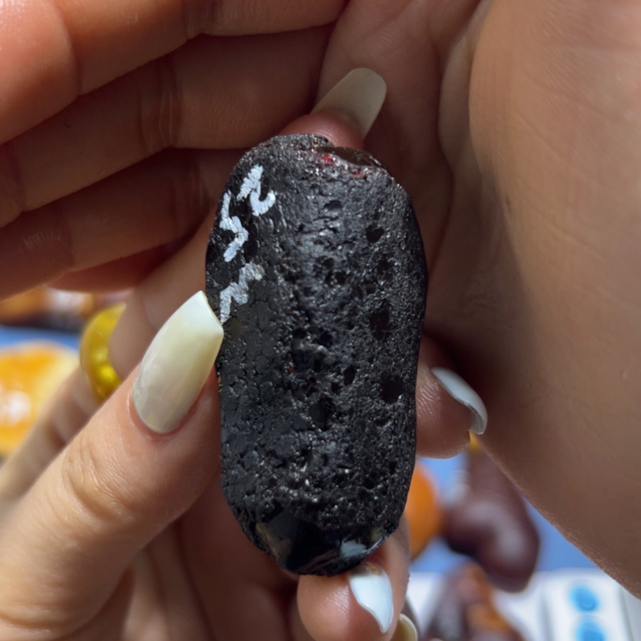【闪购商品】定制琥珀未镶嵌哈***嘻