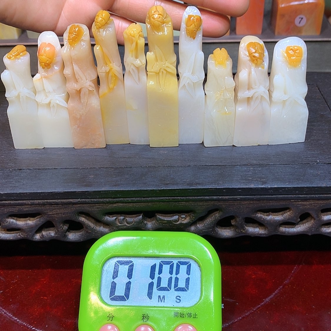 【闪购商品】闲**安老挝石