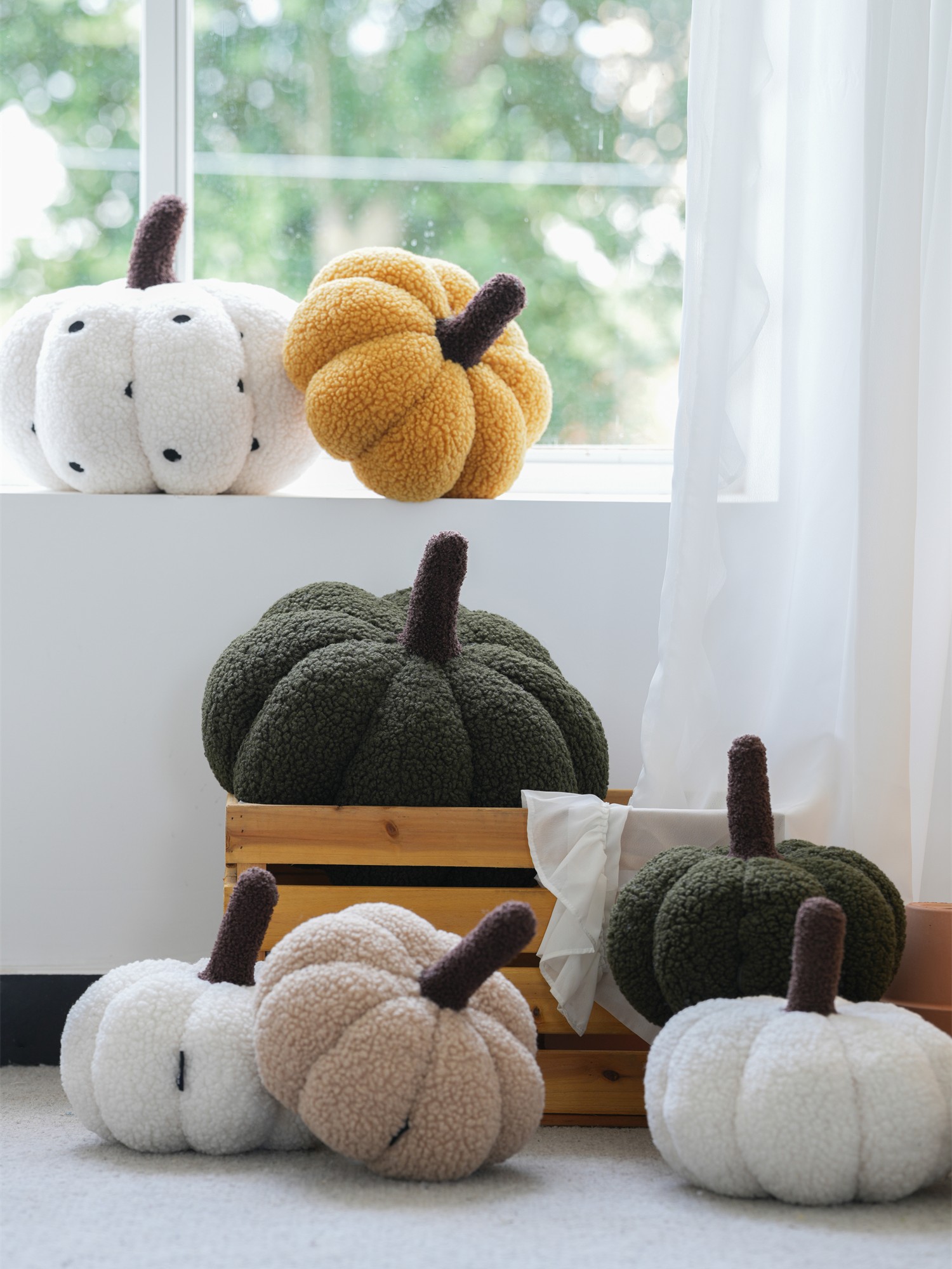 EECCA臻品南瓜抱枕北欧ins风创意客厅沙发网红飘窗轻奢家居装饰