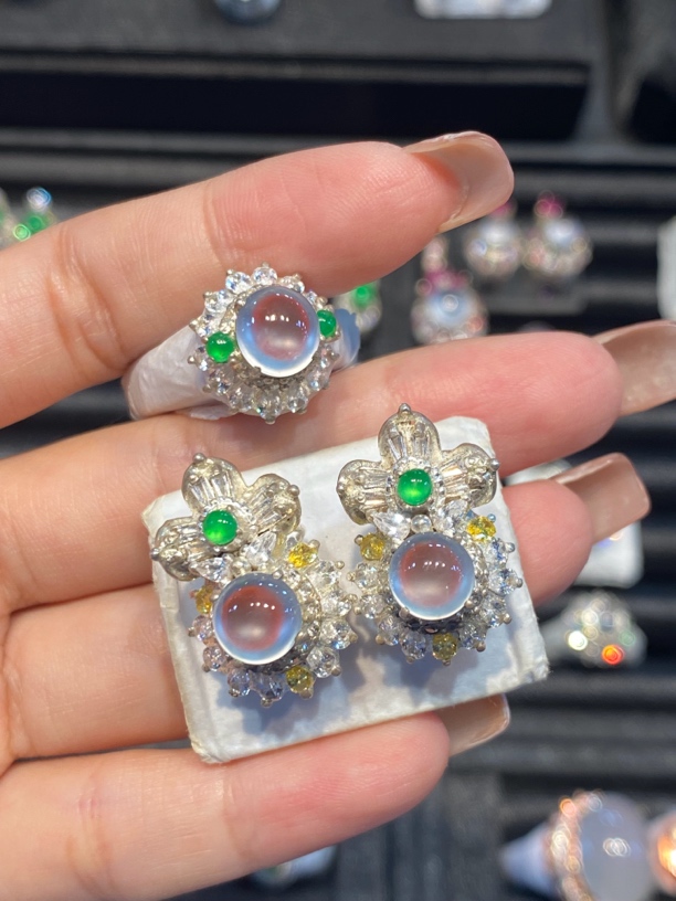 天然缅甸翡翠玻璃种蛋面套装裸石未镶嵌