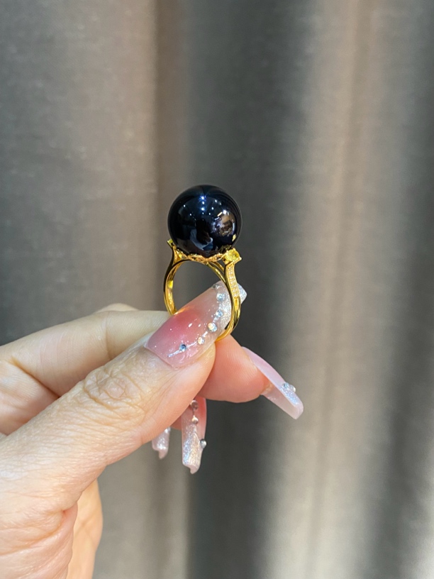缅甸琥珀翁珀戒指，真金真钻镶嵌，珠子尺寸15圈口