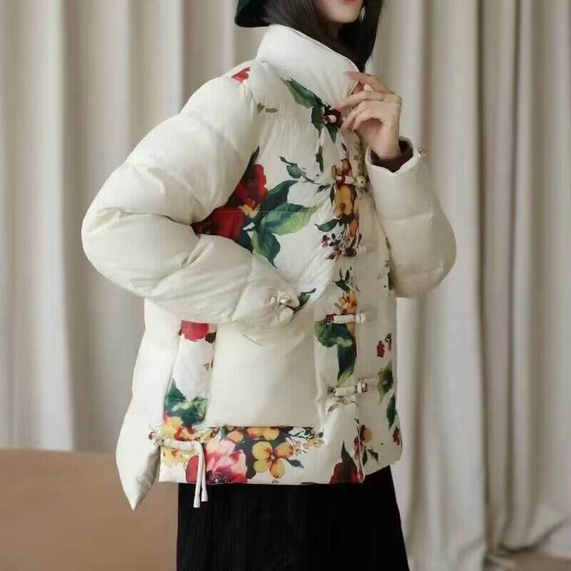 雅鹿2024冬季新款2024中国民族风复古花开富贵盘扣印花立领白鸭绒