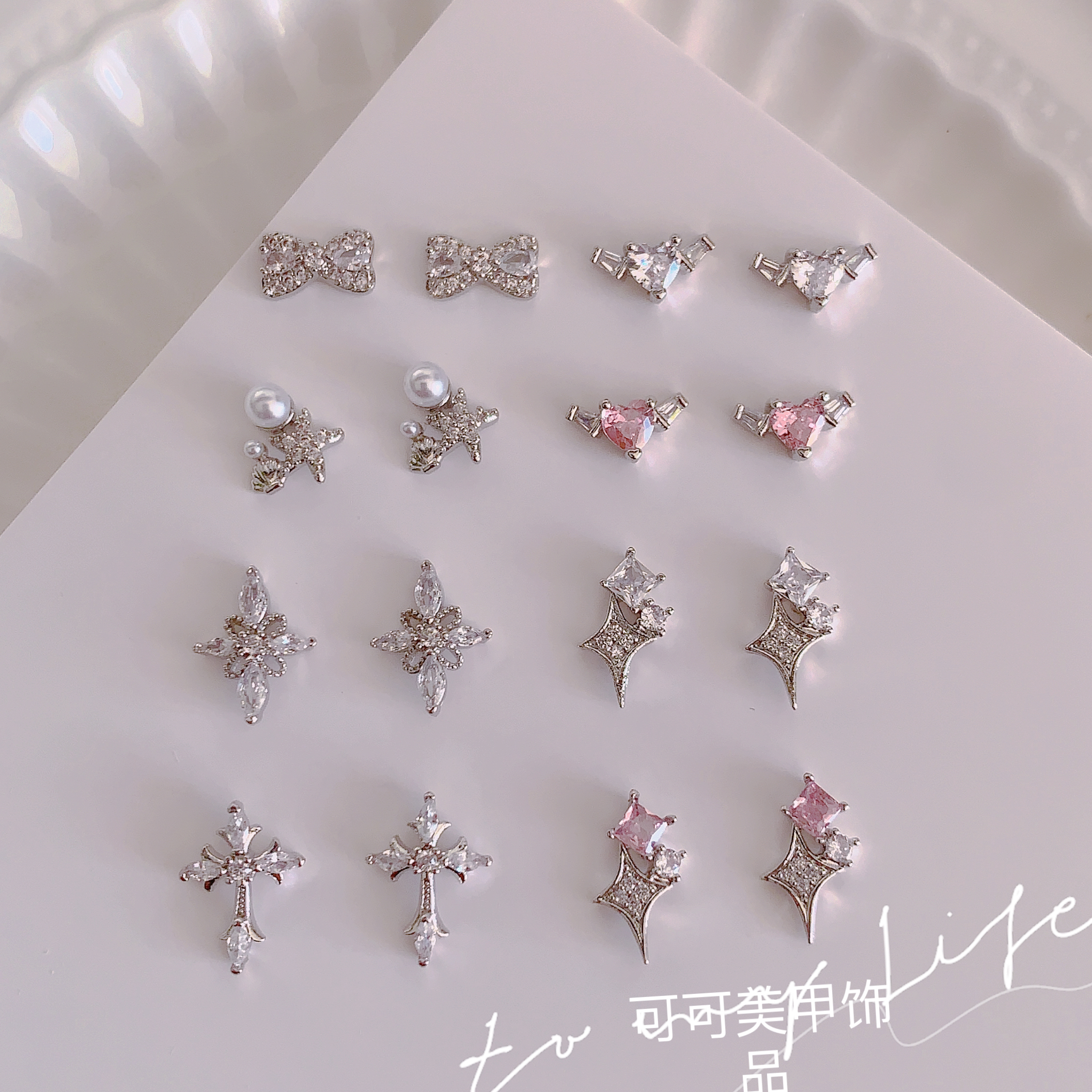 （2颗）网红爆款克罗心十字架精致堆钻高品质立体金属锆石美甲饰品