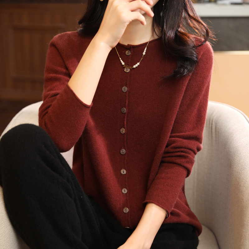 【一线成衣】100羊毛圆领针织开衫女短款复古文艺范椰壳扣洋气外套