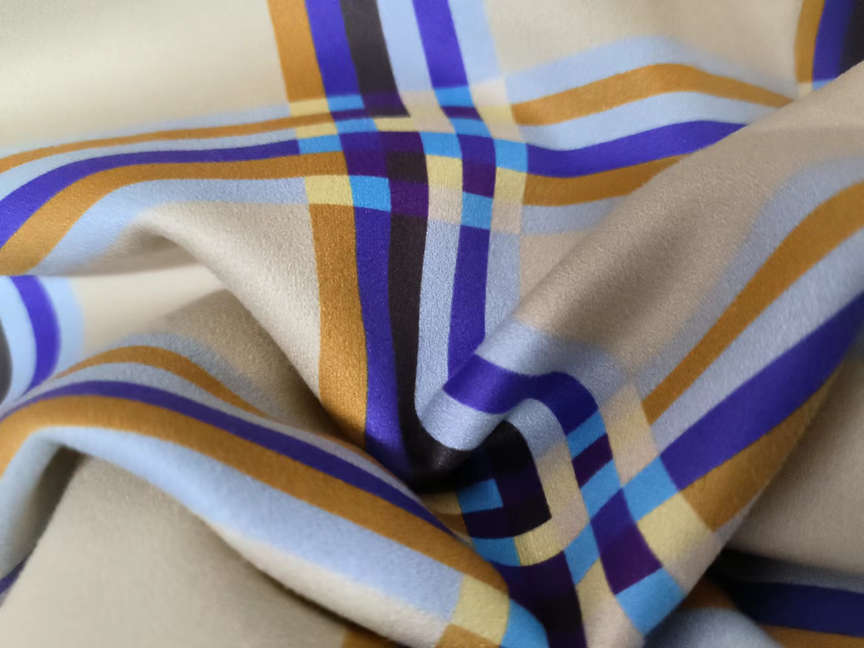 1 女装 半裙 格子 修身