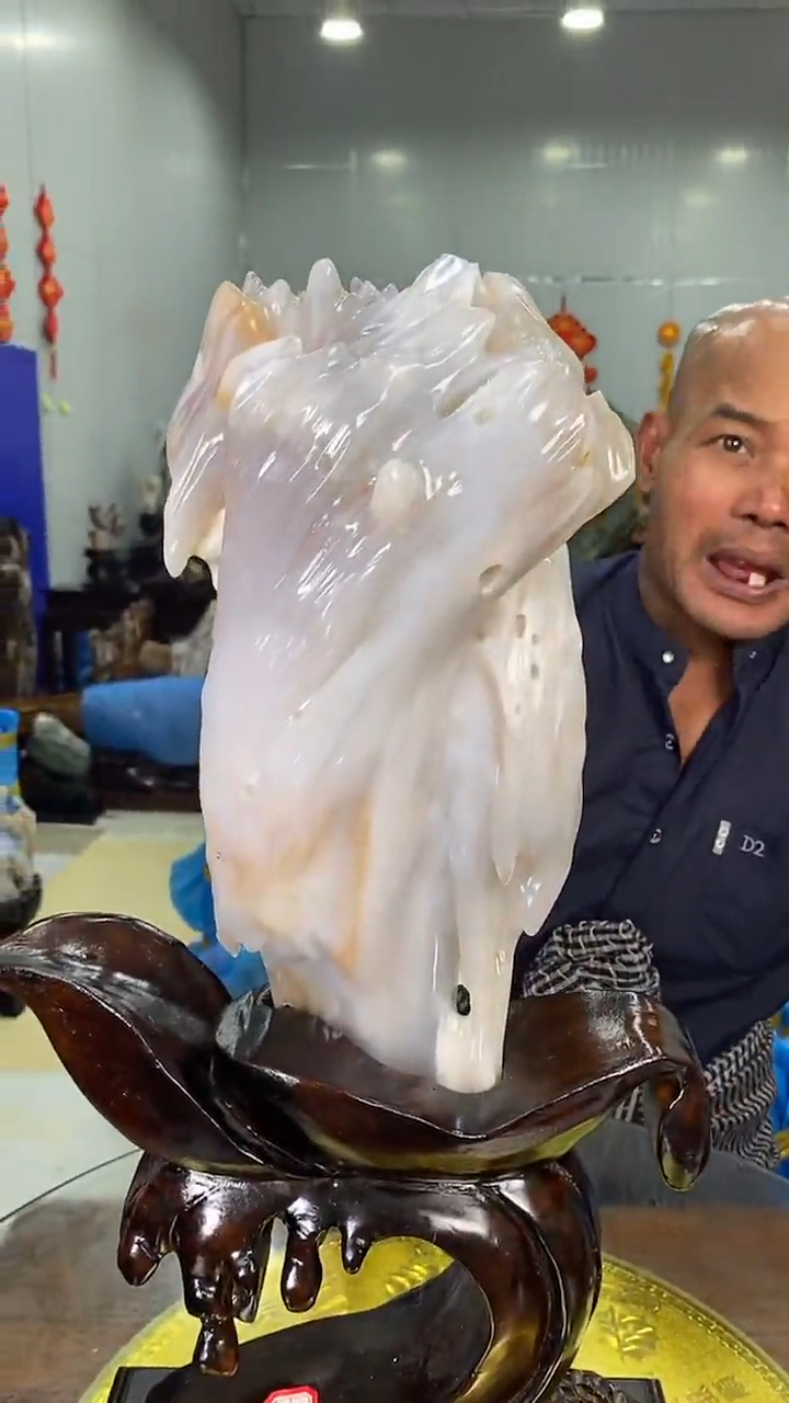 【闪购商品】硅化玉摆件未镶嵌68